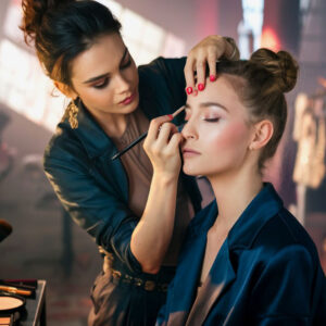 Maquillaje Profesional: Técnicas y Tendencias para un Look Impecable